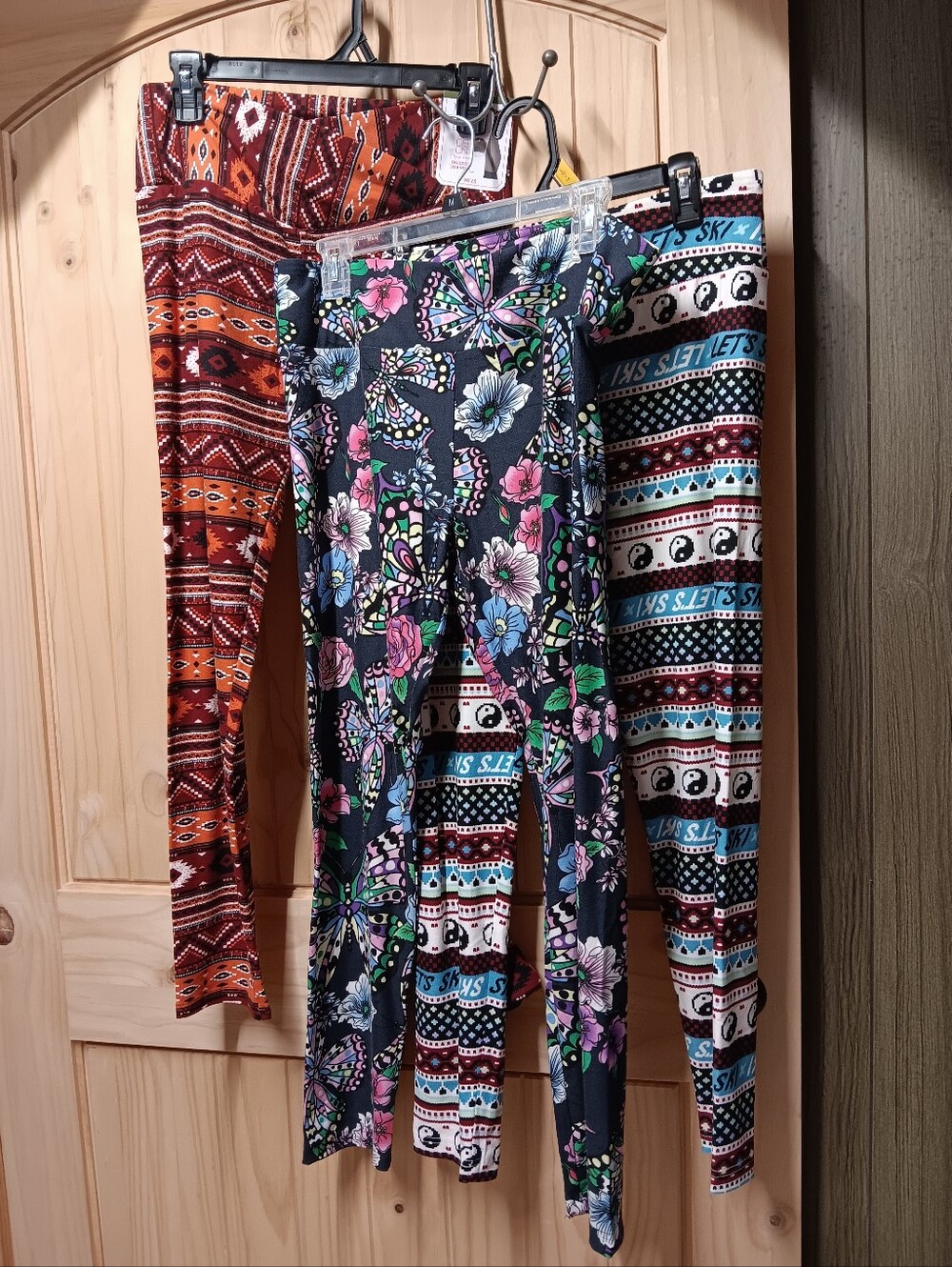 No Boundaries 3 pairs High Rise Leggings nwt